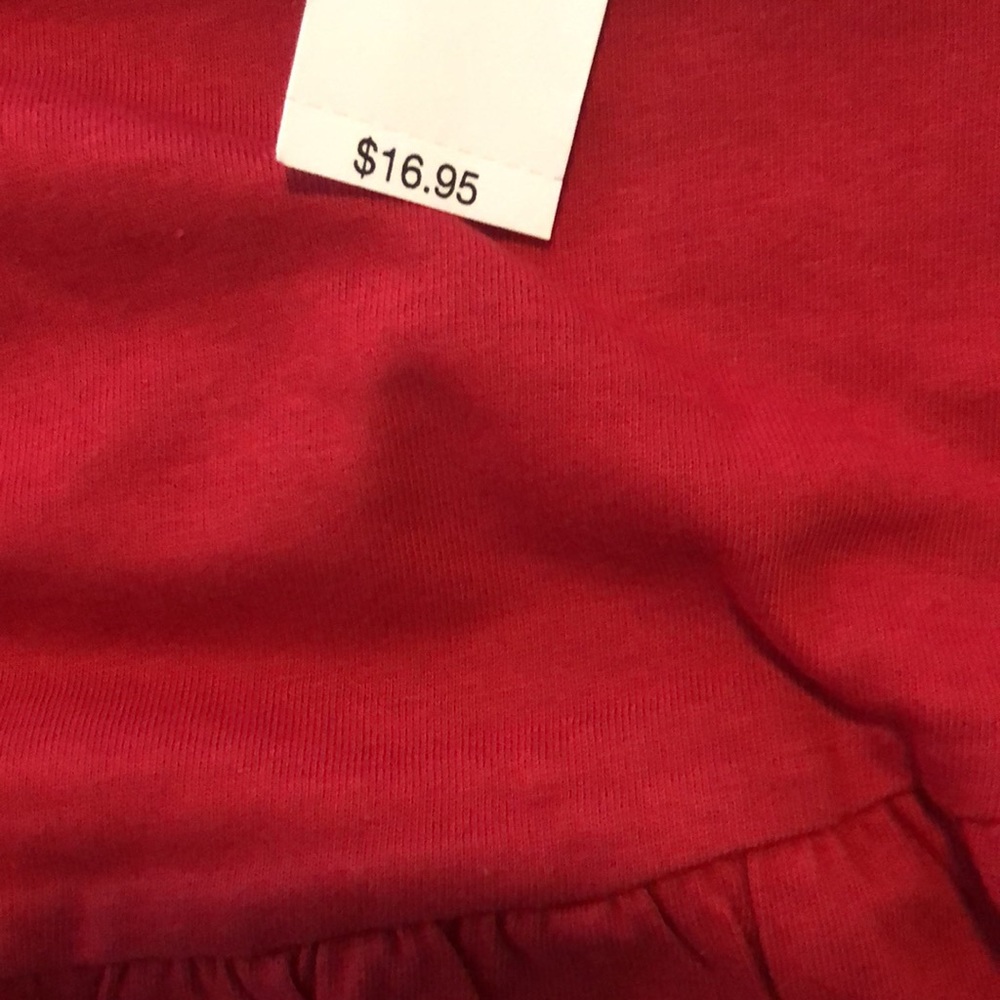 GAP - Red Top (NWT) - Picture 4 of 6